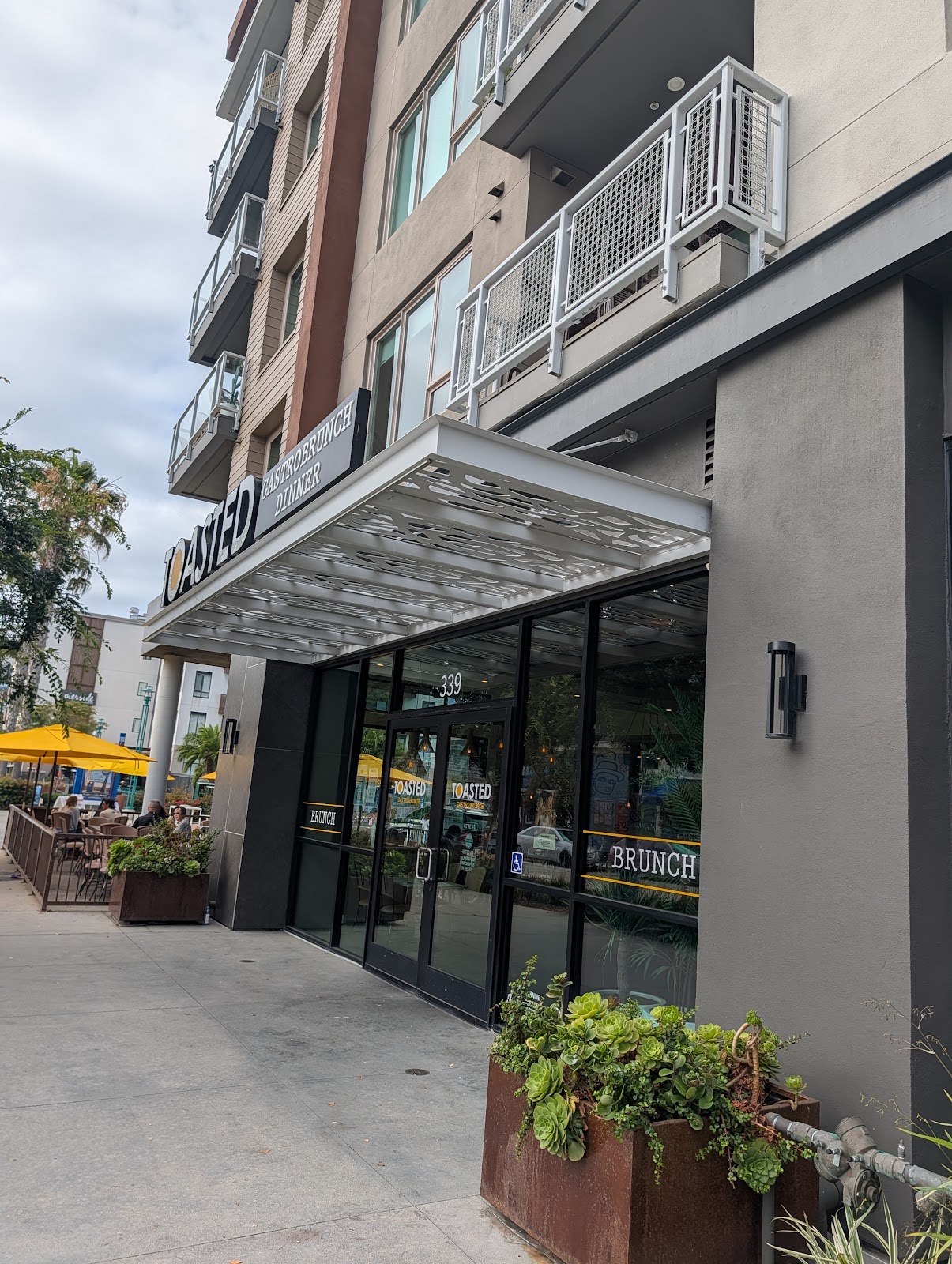 Storefront of Toasted Gastrobrunch in Oceanside